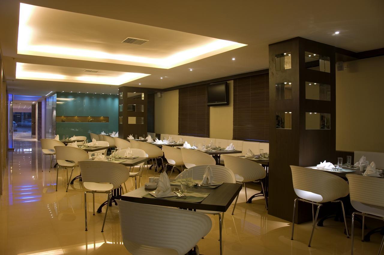 Mapple Whitefield Bangalore Restoran fotoğraf