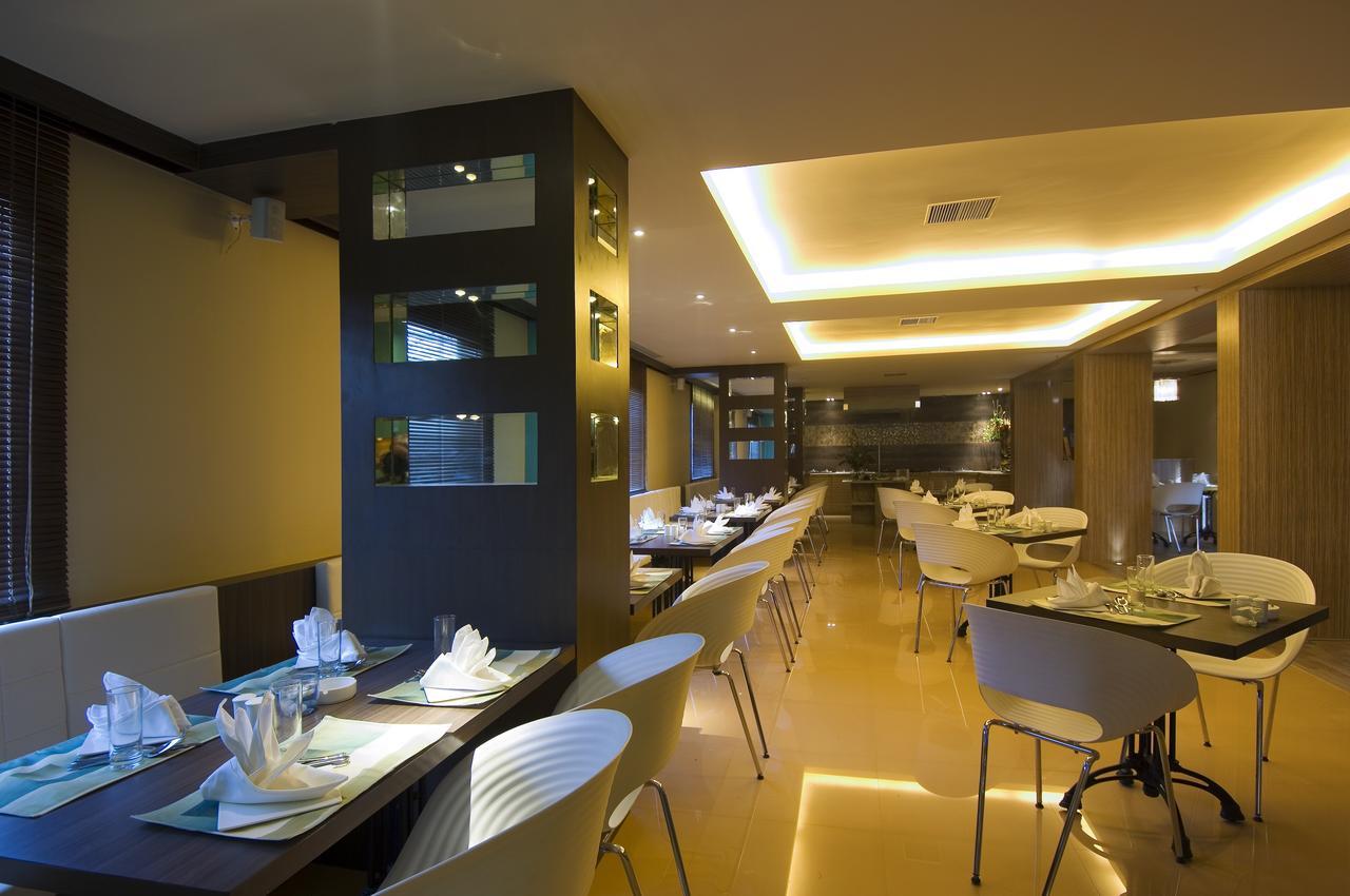 Mapple Whitefield Bangalore Restoran fotoğraf
